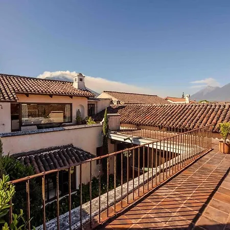 Casa Vecchia Centric Antigua Home An010